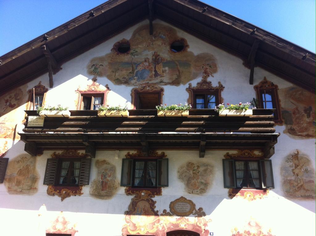 Zum Kirchenbauer Hotel Oberammergau Exterior photo
